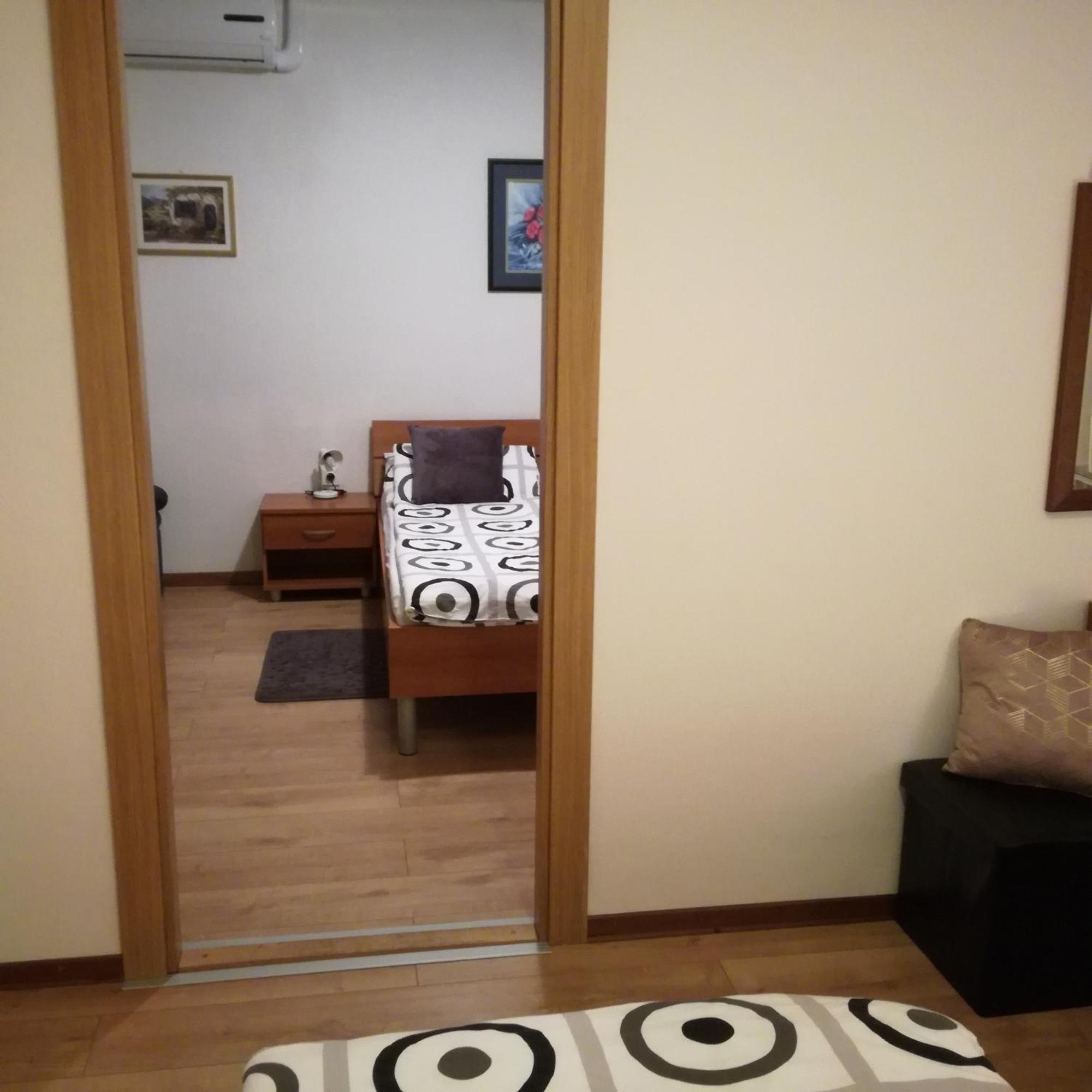 Rooms Kapelj Postojna Quarto foto